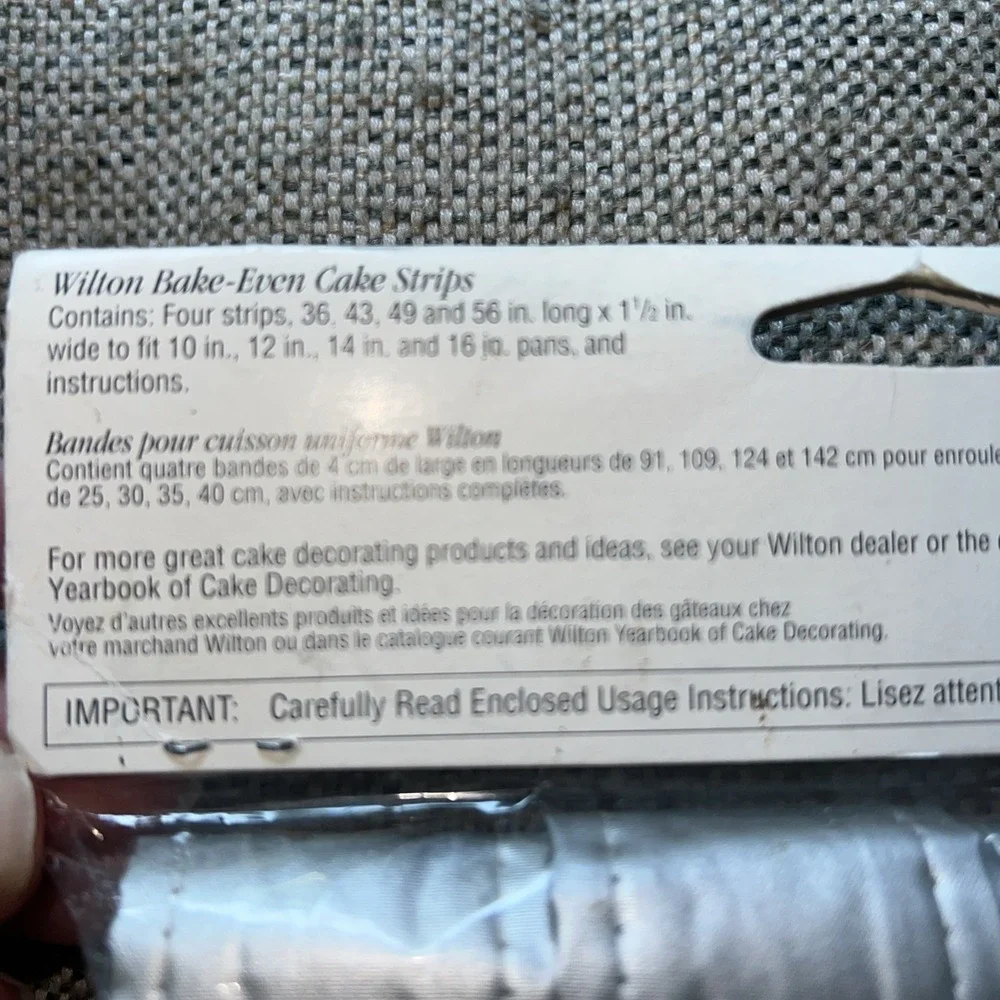 Wilton Bake Even Cake Strips Set of 4 Stock #415-262